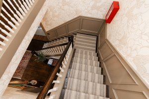 Contemporary Style Contemporary Style